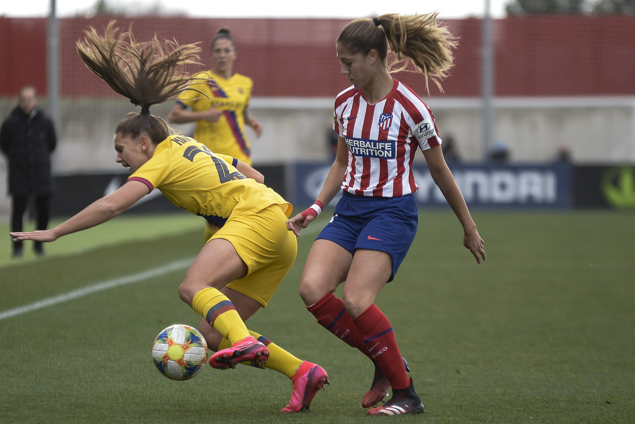 El Barcelona femenino y el Atlético femenino empataron 0 a 0.